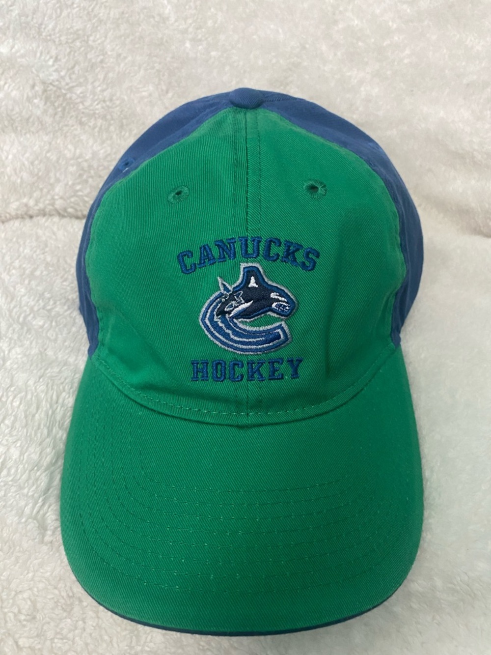 Reebok Green and Blue Canucks Hockey Baseball Cap